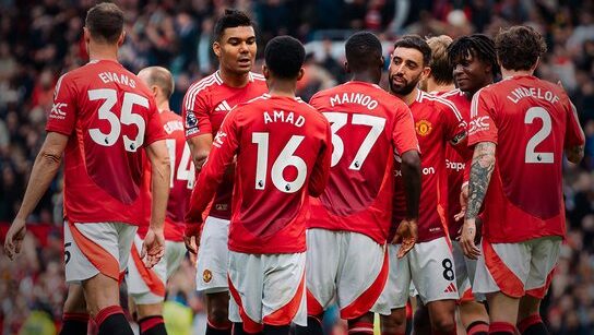 مانشستر يونايتد يفوز علي أستون فيلا ويحرمه من الوصول إلى دوري أبطال أوروبا
