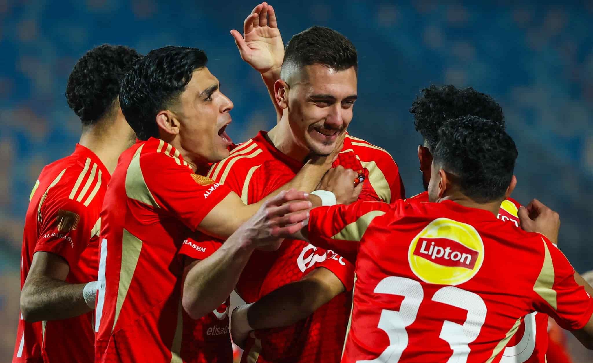 الأهلي يفوز علي البنك الأهلي في الدقائق الأخيرة بالدوري المصري