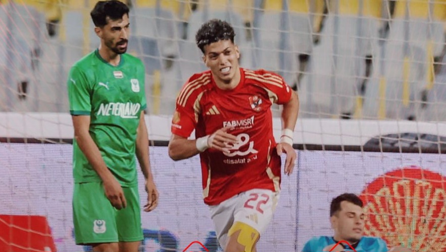 الأهلي يفوز علي المصري برباعية في الدوري المصري